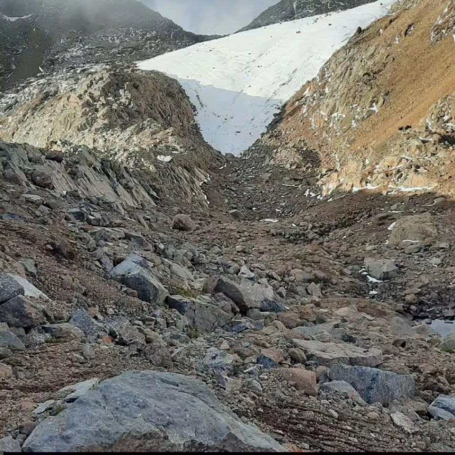 A glacier in retreat